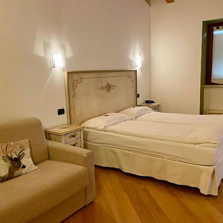 Relais Fontana Rosa B&B Wellness Caprino Veronese Eksteriør billede